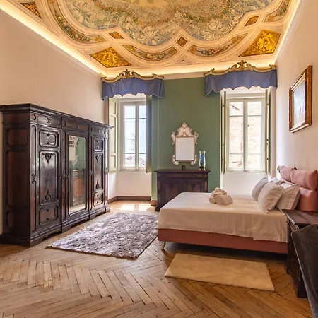 Imperial - Palazzo Storico Affreschi Del 1600 Apartamento
