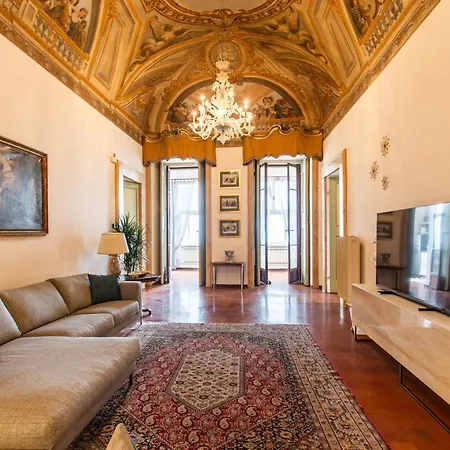 Apartamento Imperial - Palazzo Storico Affreschi Del 1600 Perúgia