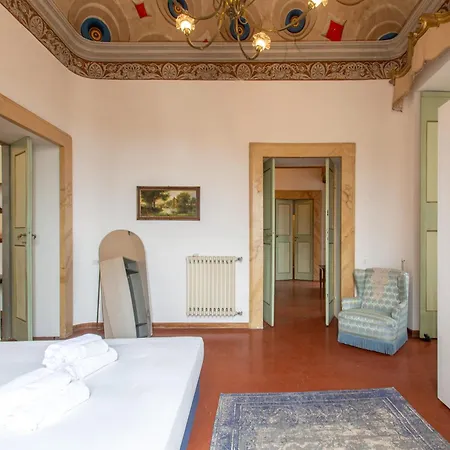 Imperial - Palazzo Storico Affreschi Del 1600 Apartamento