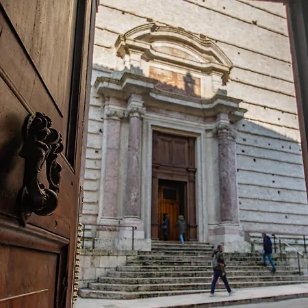 Apartamento Imperial - Palazzo Storico Affreschi Del 1600 Perúgia