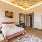 Apartamento Imperial - Palazzo Storico Affreschi Del 1600 *
