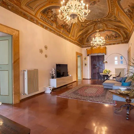 Apartment Imperial - Palazzo Storico Affreschi Del 1600 Perugia