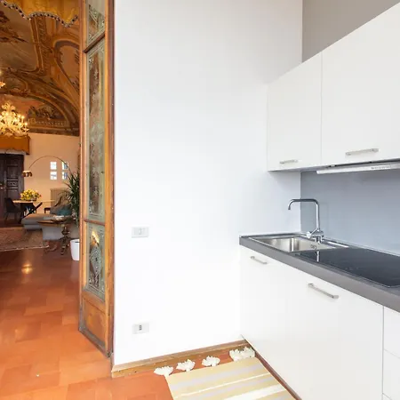 Apartment Imperial - Palazzo Storico Affreschi Del 1600 *
