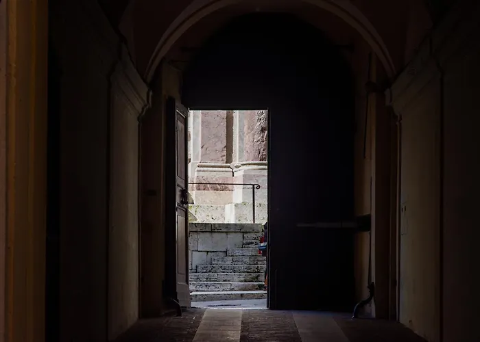 Imperial - Palazzo Storico Affreschi Del 1600