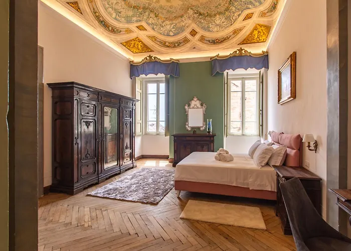 Imperial - Palazzo Storico Affreschi Del 1600 Апартаменты