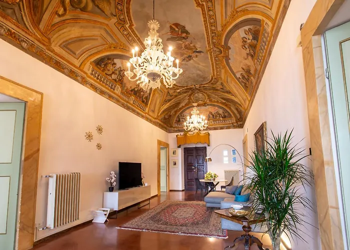 Апартаменты Imperial - Palazzo Storico Affreschi Del 1600 *